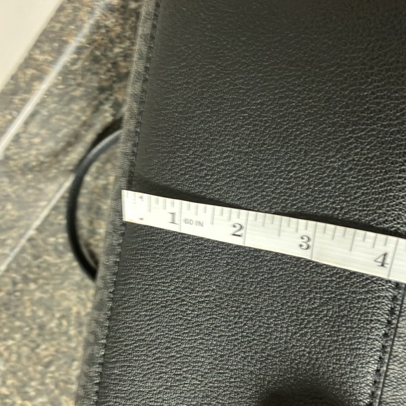 2/15  Michael Kors charlotte large tote black signature - Picture 13 of 16